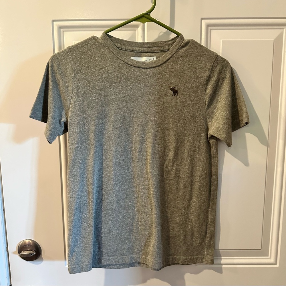 Heathered green Abercrombie kids T-shirt
